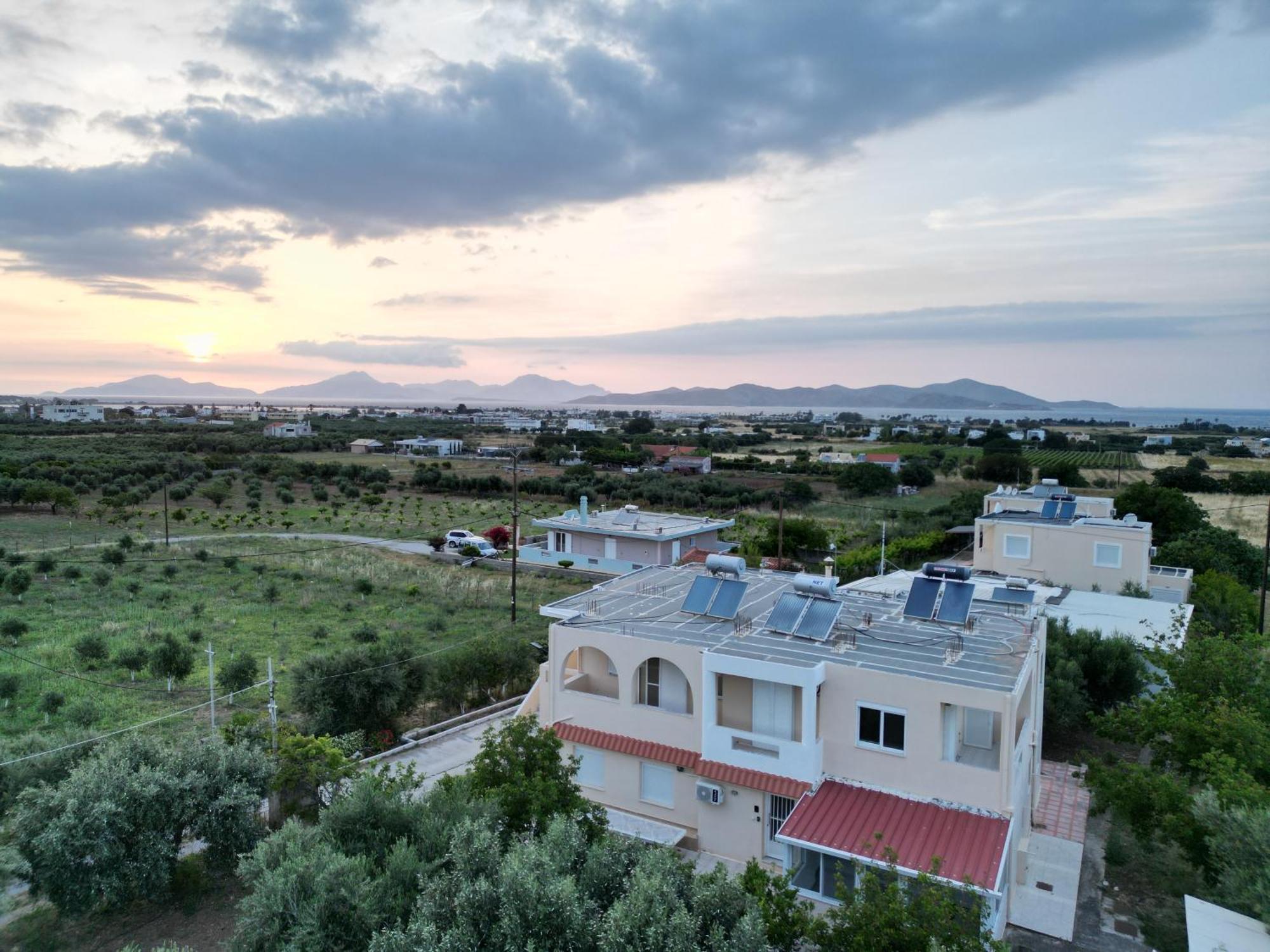 Sunset View Apartment, In The Nature, At Zipari "6" Zipárion 外观 照片